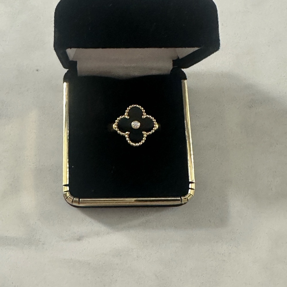 Van Cleef & Arpels Vintage Alhambra Ring Onyx